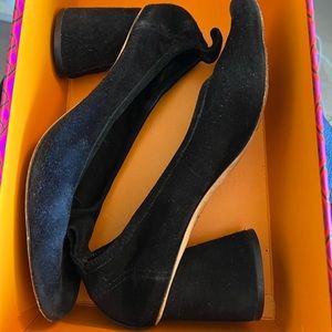 Tory burch black pump